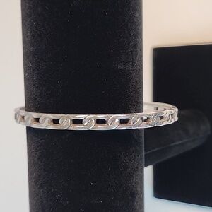 Elegant Silver Chain Bracelet